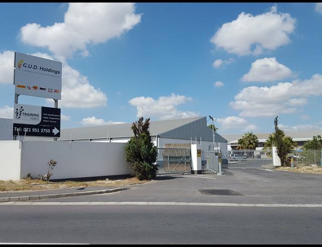 6,915M² FACTORY TO LET IN BELLVILLE CENTRAL